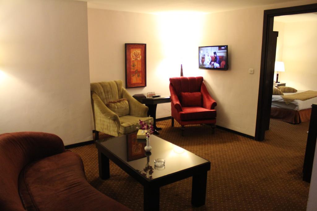 Al Fanar Palace Hotel And Suites Amman Ngoại thất bức ảnh