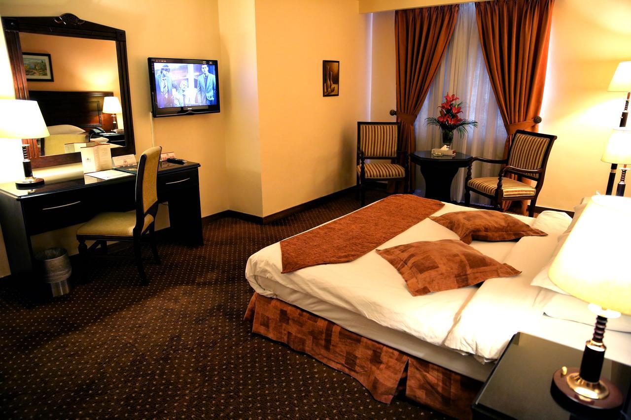Al Fanar Palace Hotel And Suites Amman Ngoại thất bức ảnh
