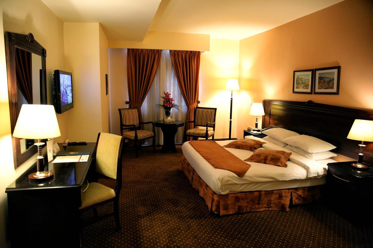 Al Fanar Palace Hotel And Suites Amman Ngoại thất bức ảnh