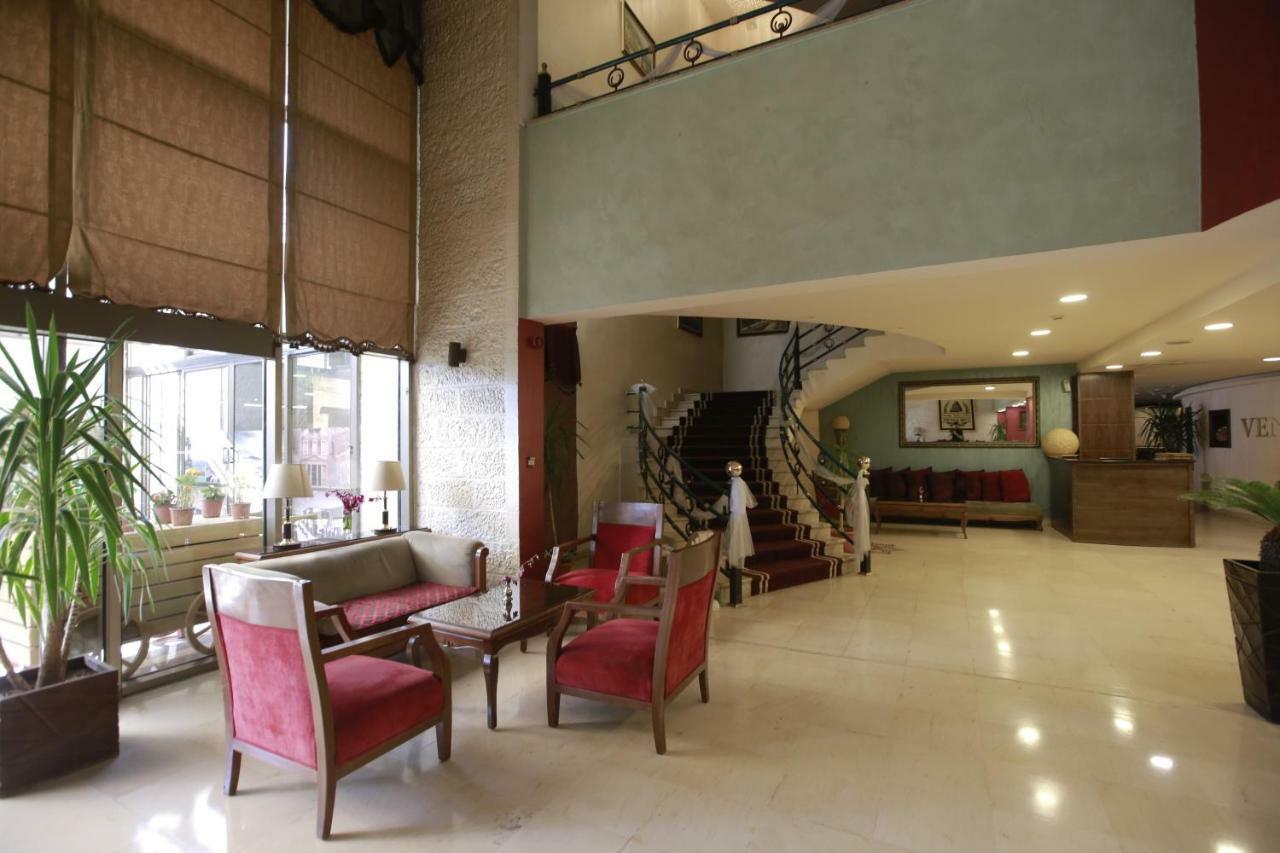 Al Fanar Palace Hotel And Suites Amman Ngoại thất bức ảnh